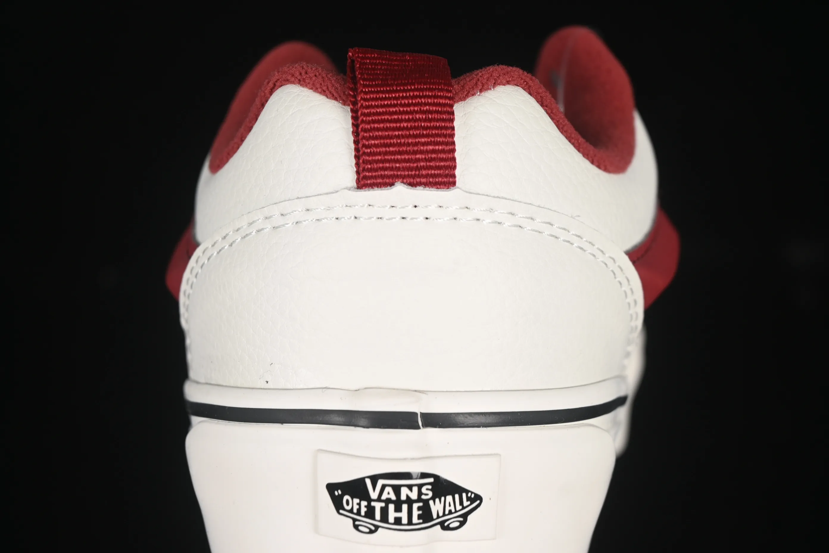 All categories Vans Vans series Vans Low Vans low-top Vans Knu Skool Vans low-top retro casual fat bread shoes VN0009QCBLE